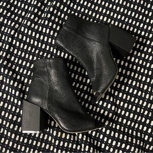 Mivide Italian Paris Luxury Textured Boots Black Peep Toe size 36